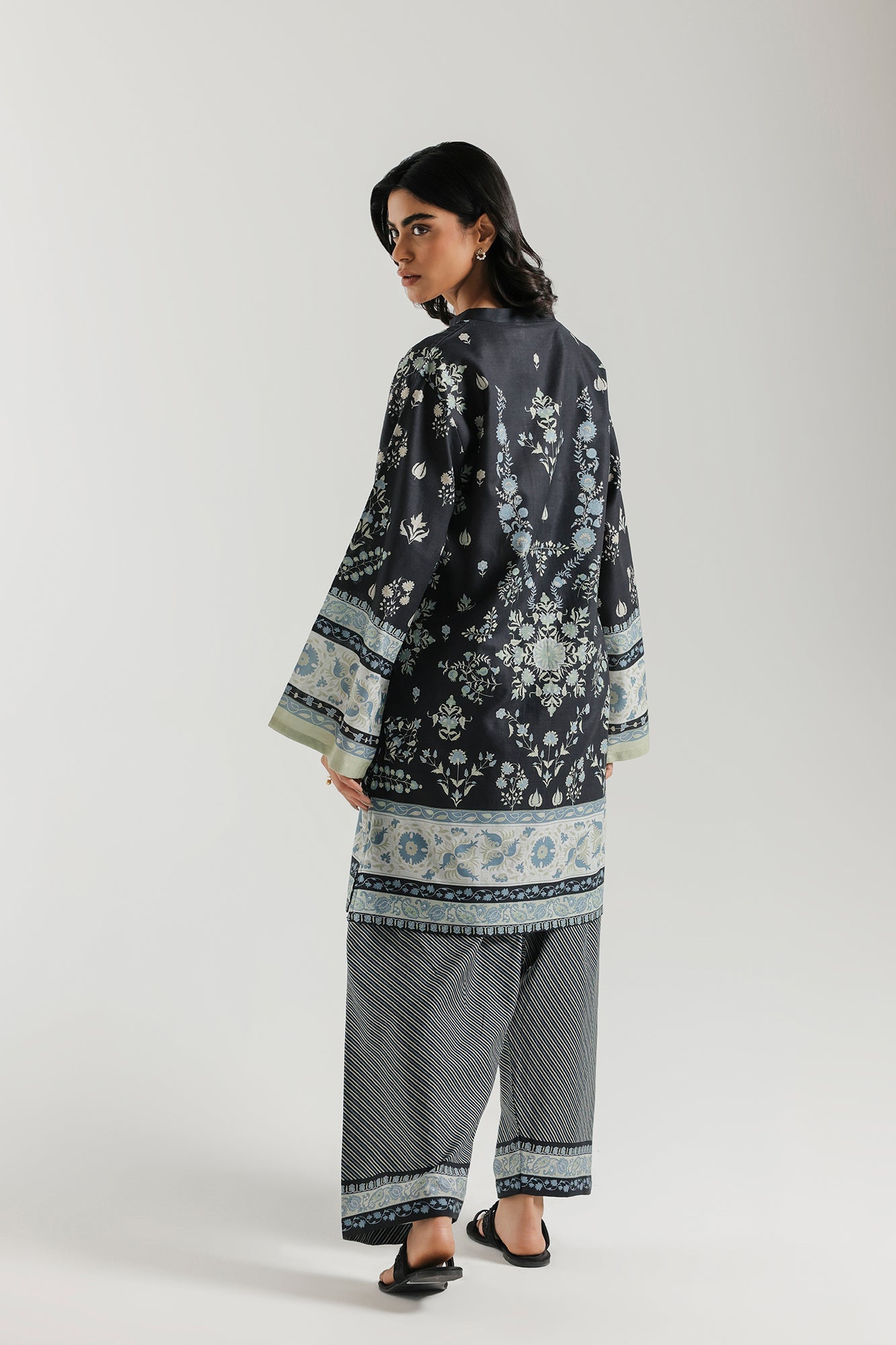 PRINTED SUIT (E8226/102/902)