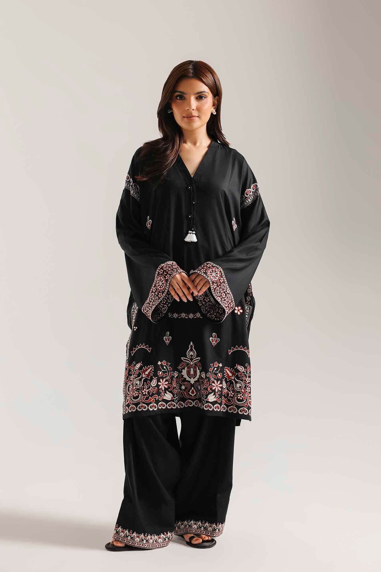 EMBROIDERED SUIT (E8245/102/902)
