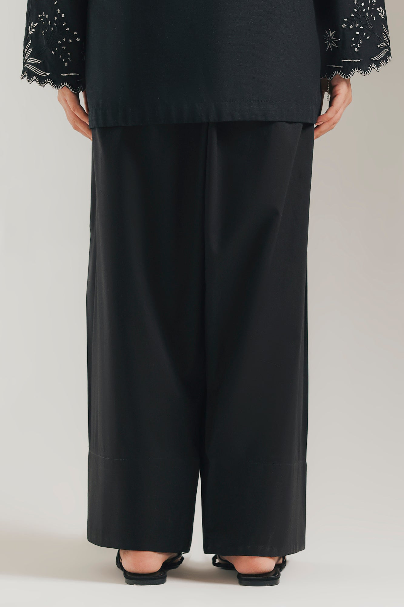 SHALWAR (E8320/102/902)