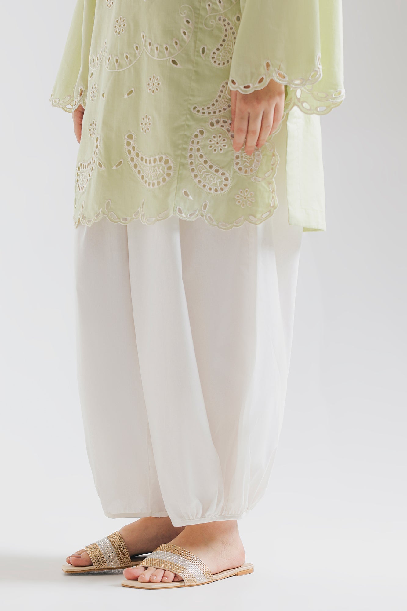 TROUSER (E8323/102/001)