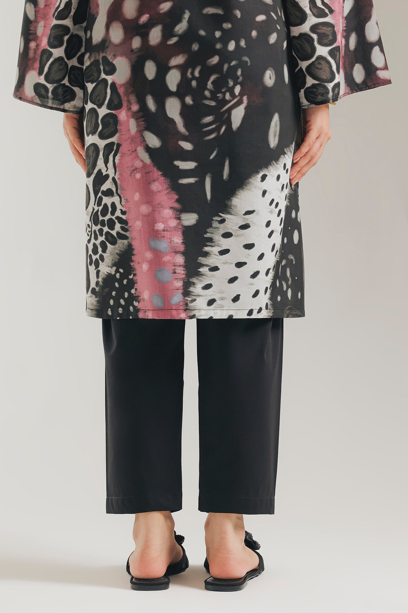 SHALWAR (E8324/102/902)