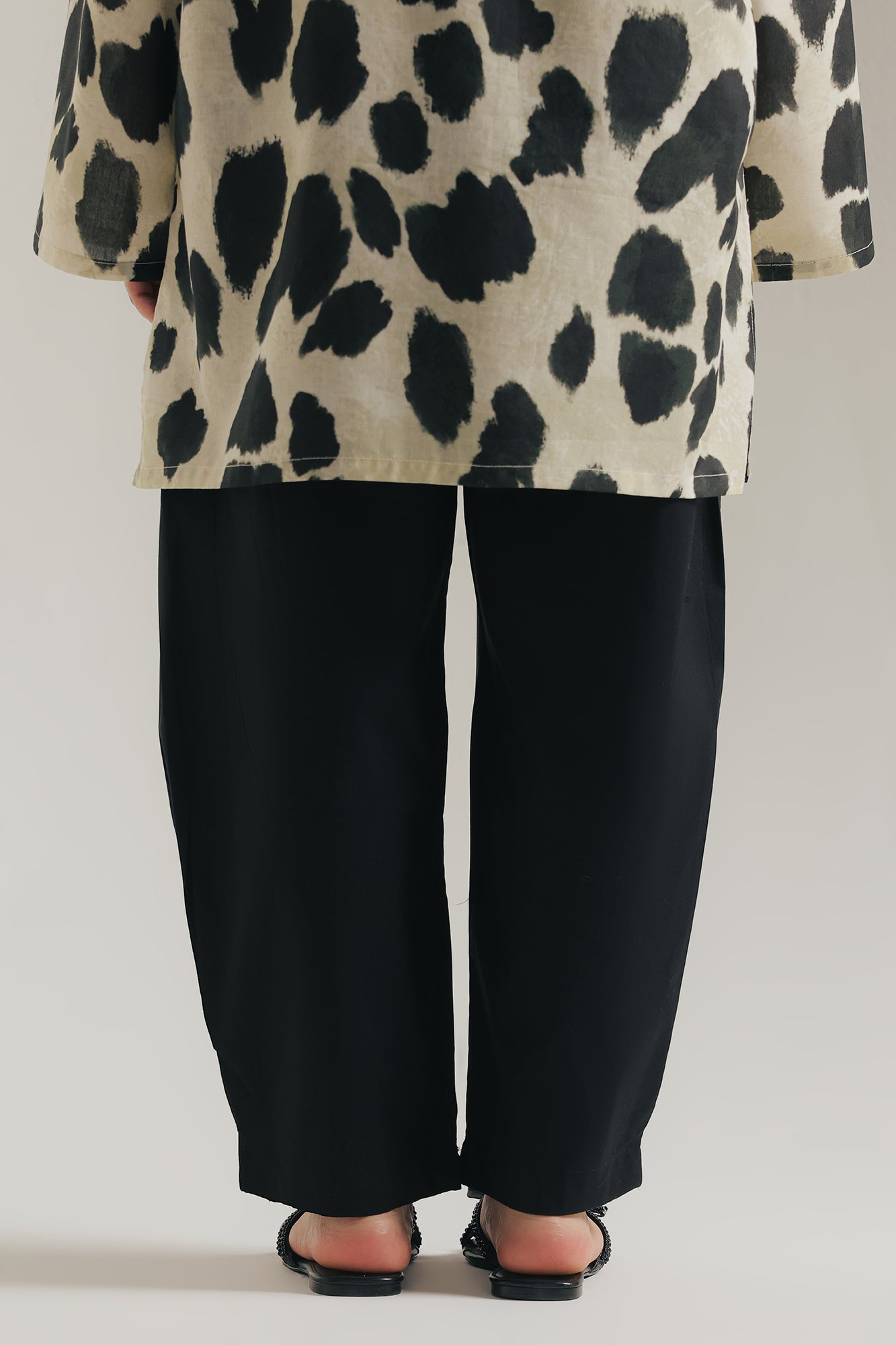 SHALWAR (E8330/102/902)