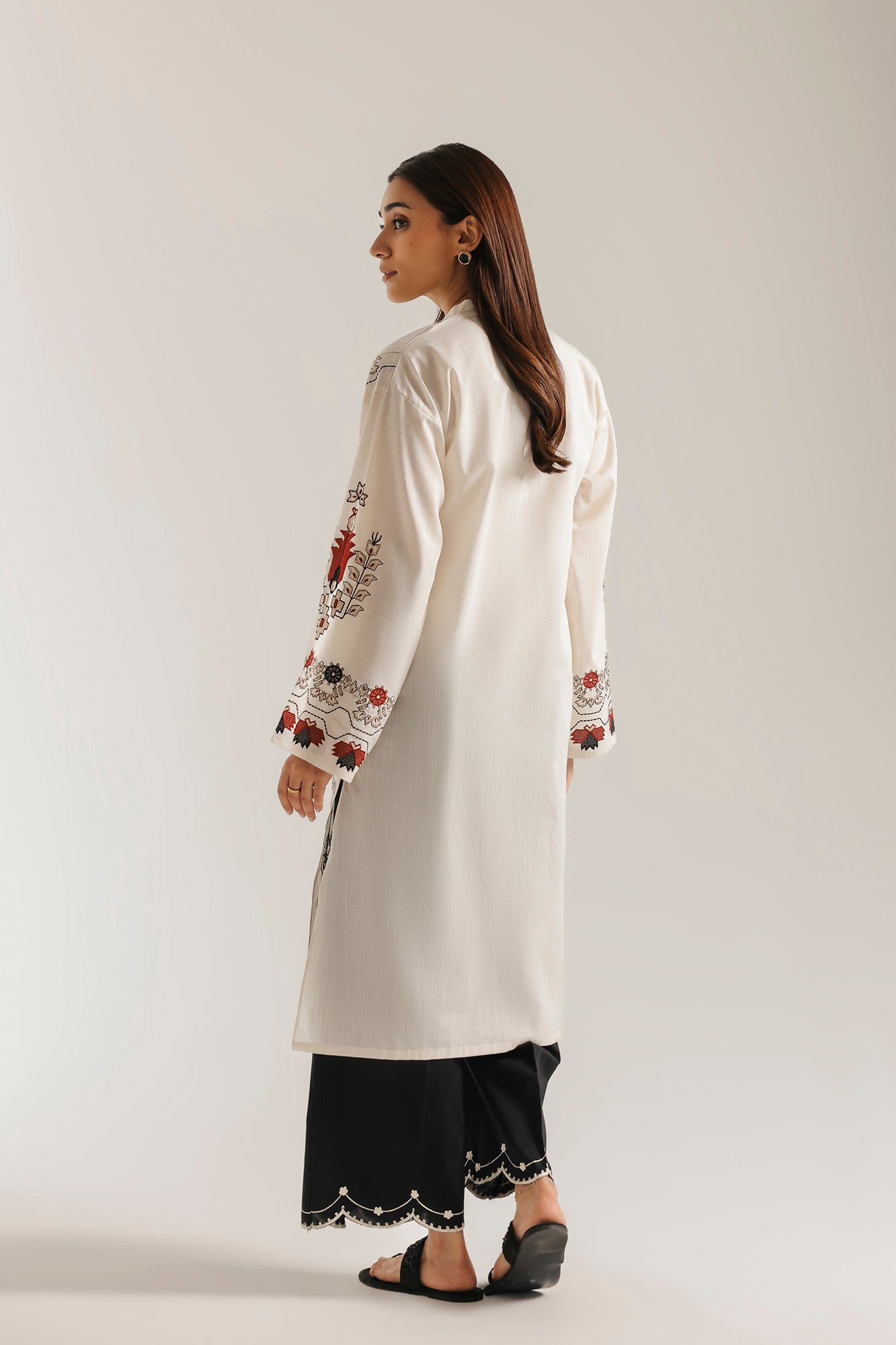 EMBROIDERED SHIRT (E9209/102/005)