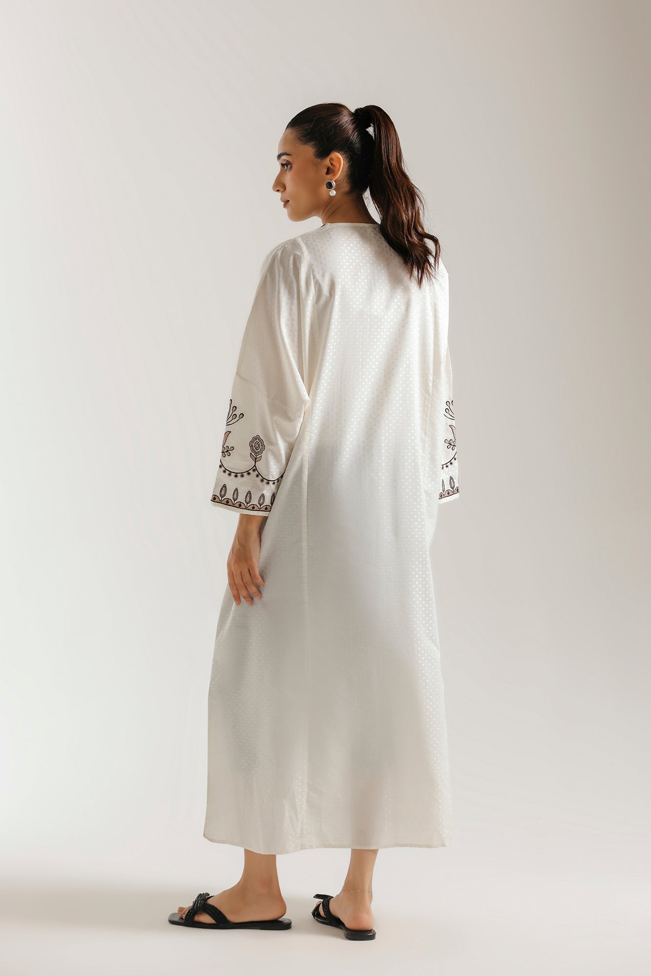 EMBROIDERED DRESS (E9216/102/005)