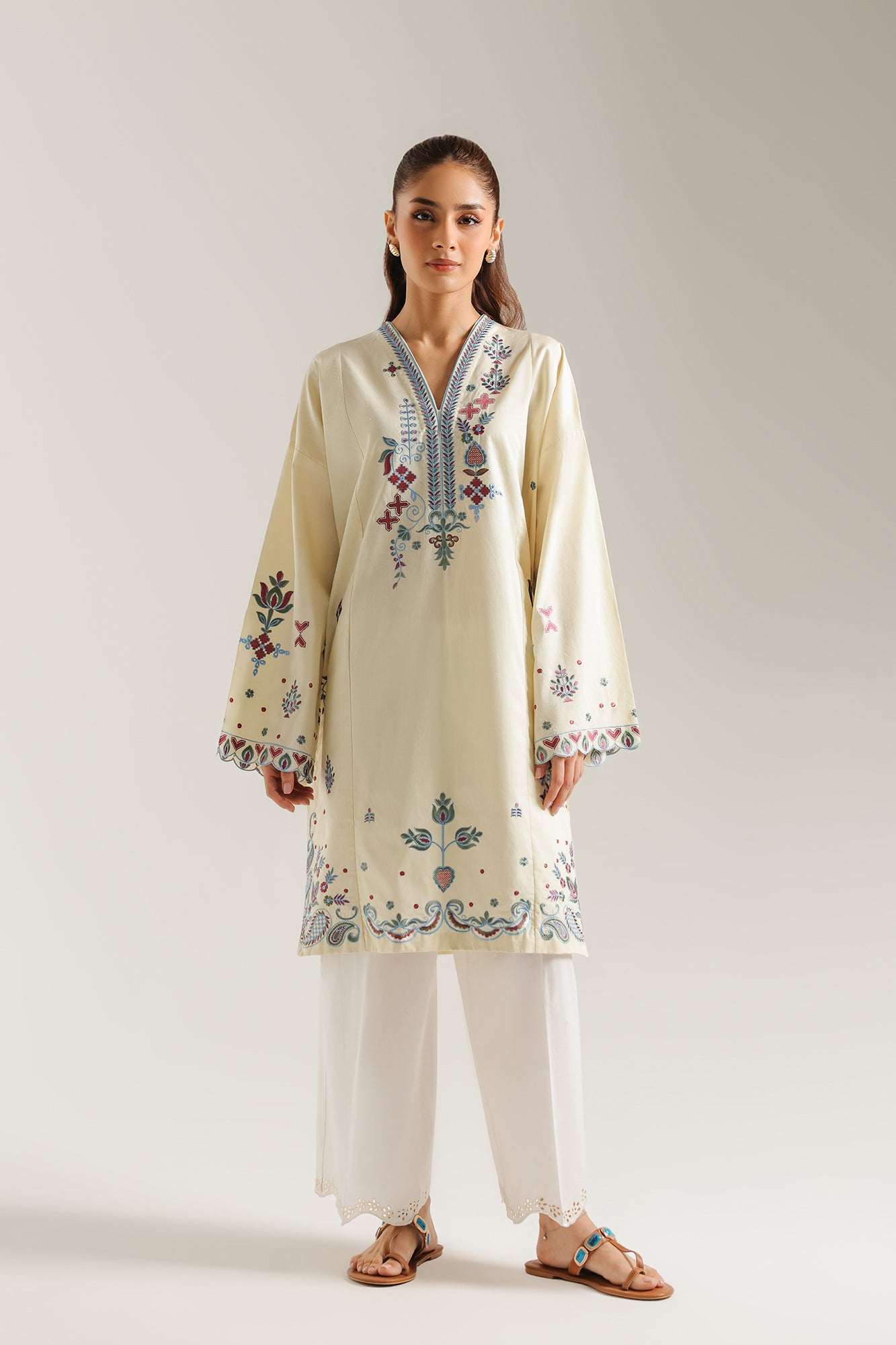 EMBROIDERED SHIRT (E9320/102/110)