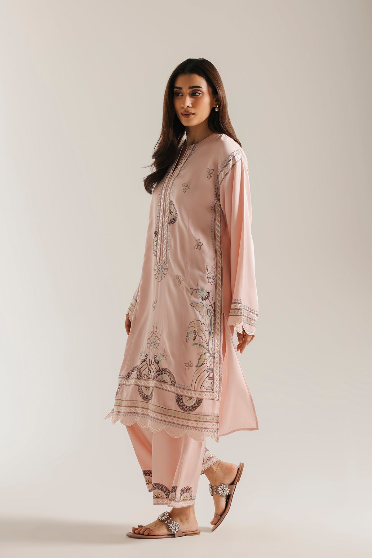 EMBROIDERED SUIT (E9366-102-316)