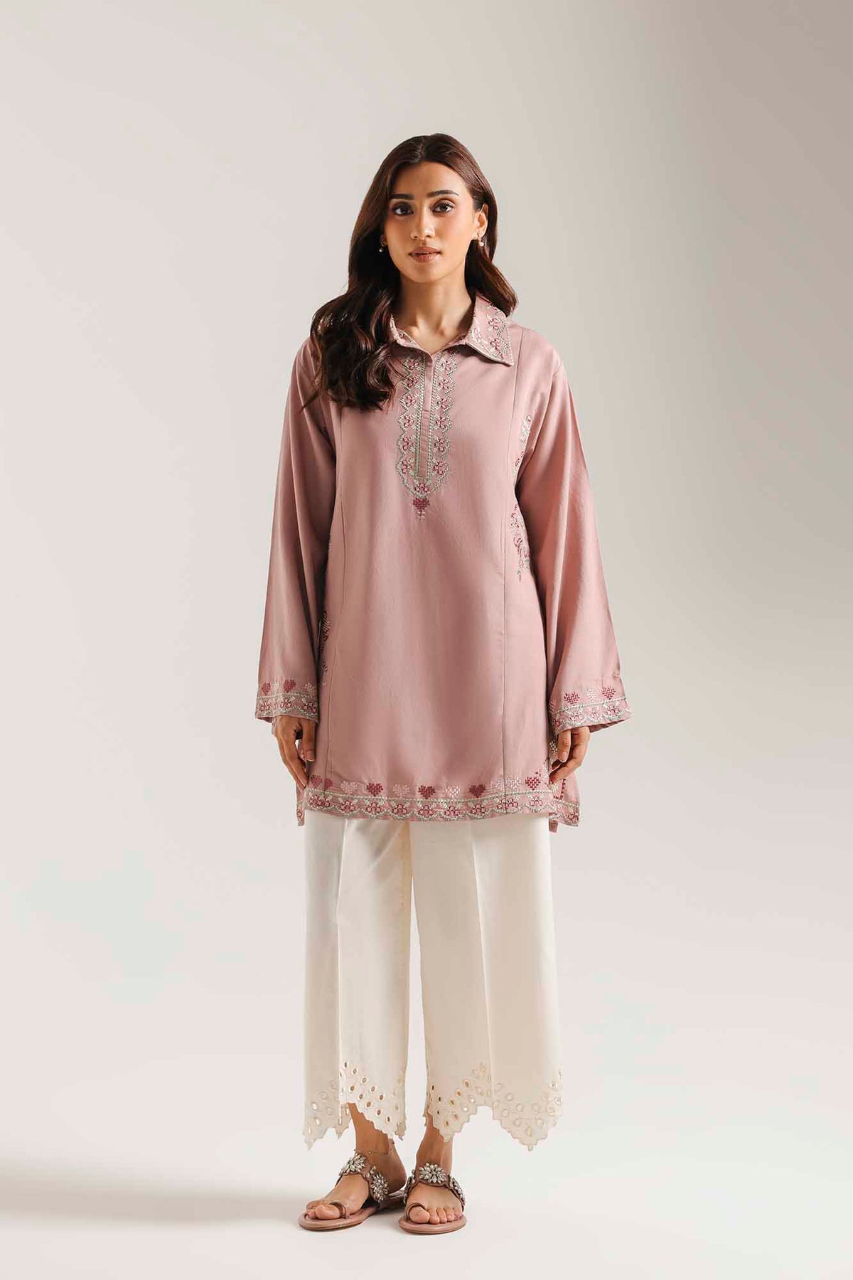 EMBROIDERED KURTI (E9605-102-527)