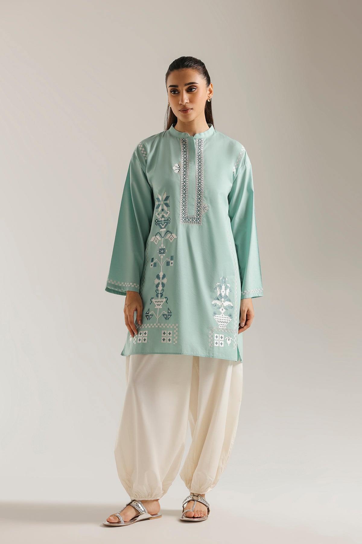 EMBROIDERED KURTI (E9610-102-716)