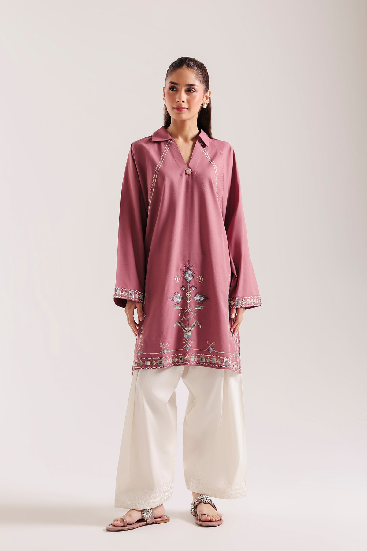 EMBROIDERED KURTI (E9611-102-527)