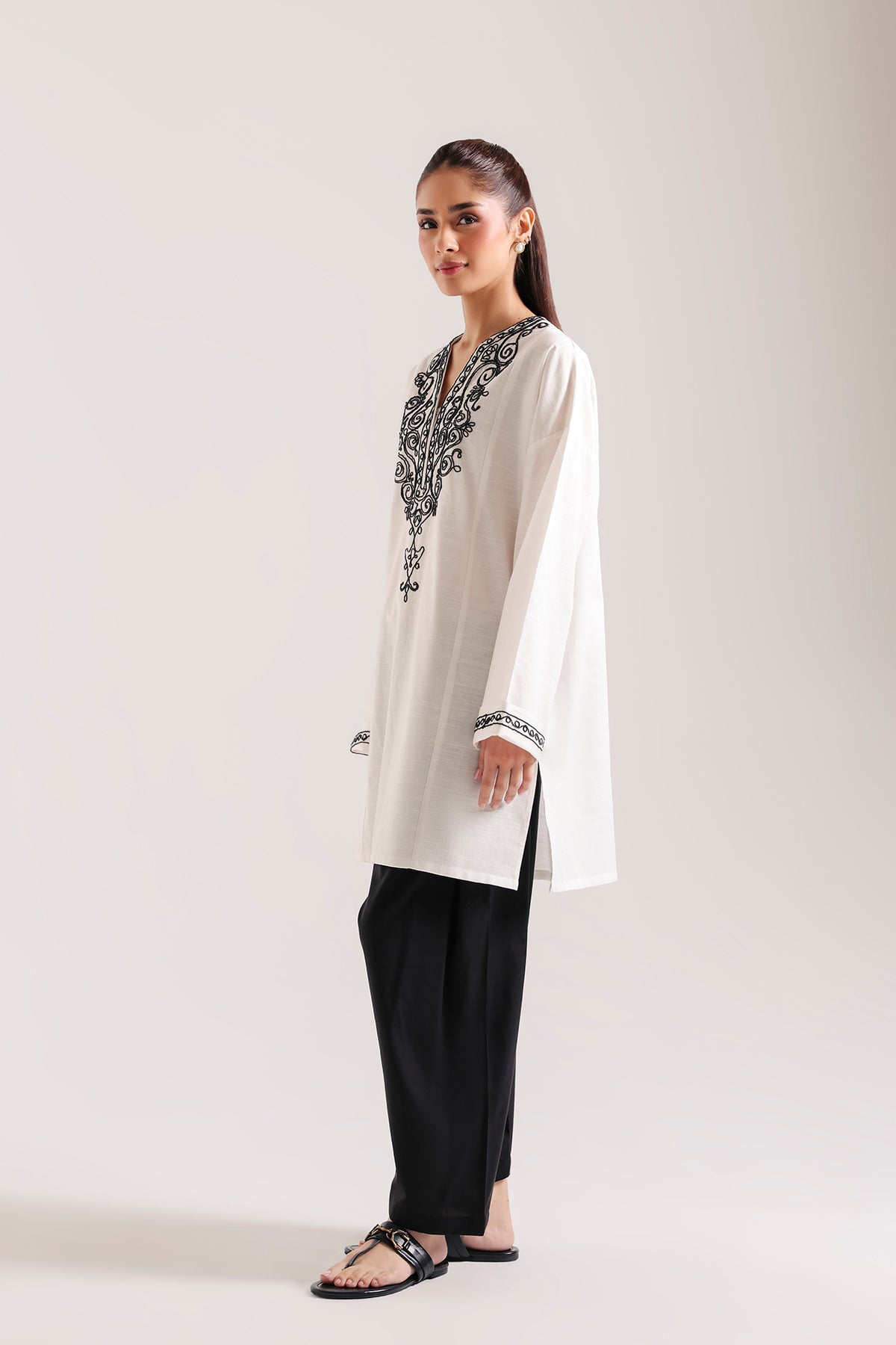 EMBROIDERED KURTI (E9697-102-001)