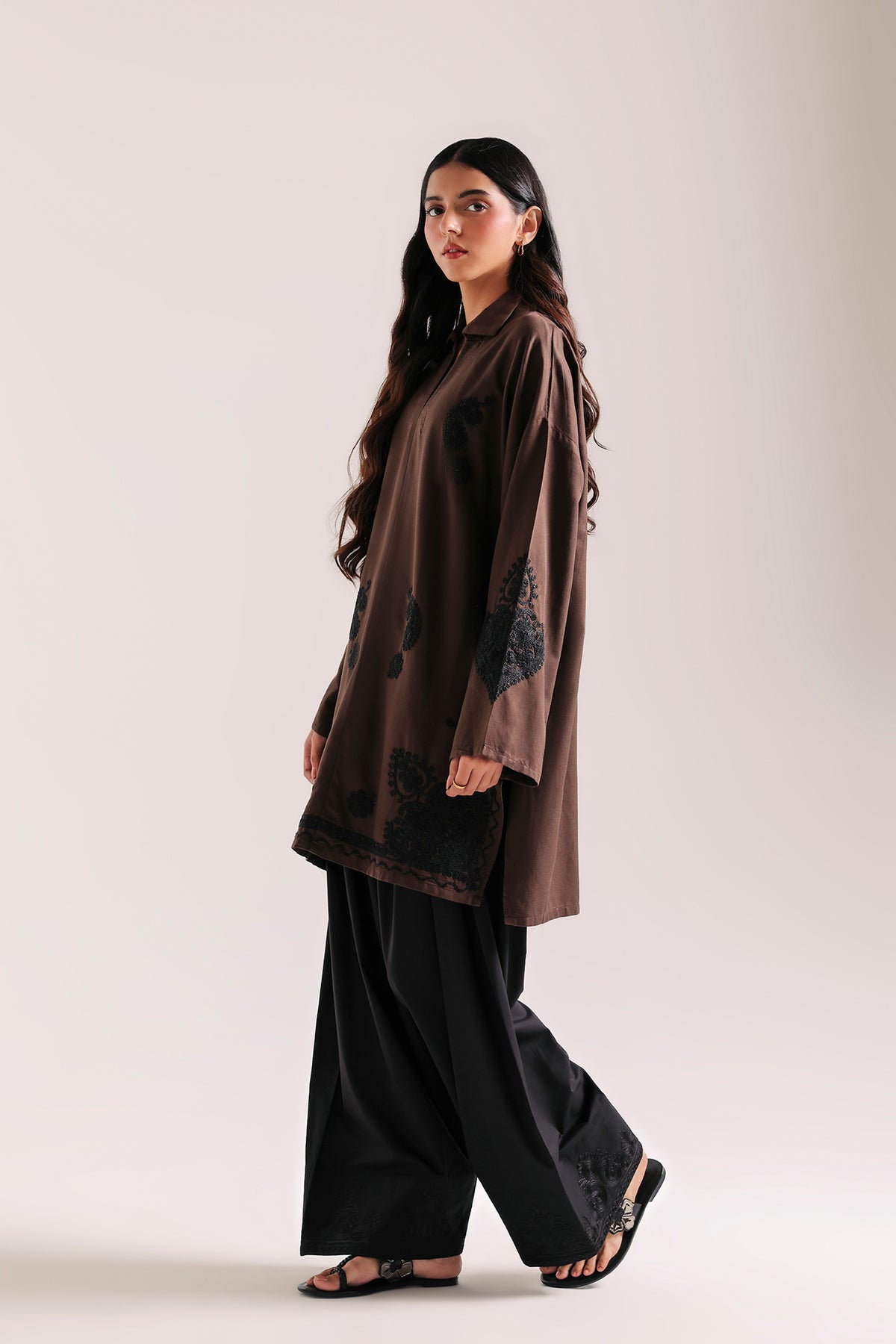 EMBROIDERED KURTI (E9701-102-802)