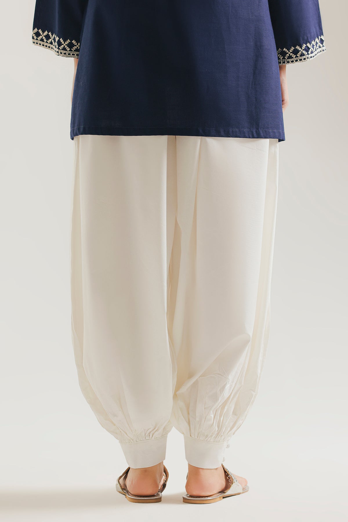 SHALWAR (E9737-102-001)