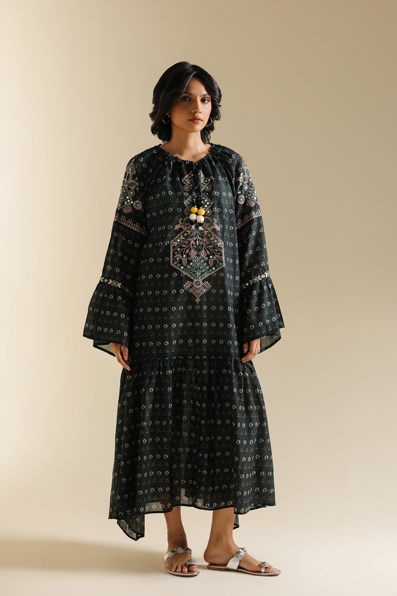 DRESS (S3E0446/119/902)